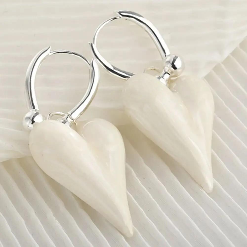 1Pair Fashion Creative Light Luxury Enamel Heart Pendant Earrings Elegant Temperament Women Daily Exquisite Jewelry Accessories