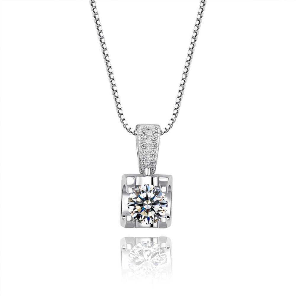 Women 18K White Gold Plated Bull Head Necklace 3ct D Color Moissanite Pendant Elegant Collarbone Jewelry Gift