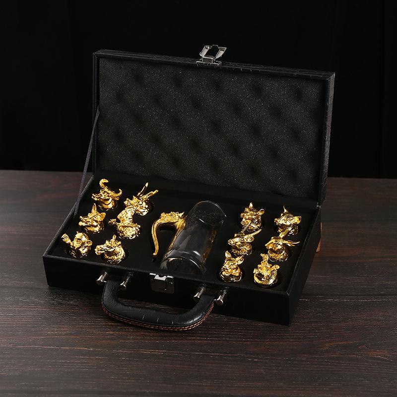Zodiac Crystal Baijiu Shot Glass & Decanter Gift Set