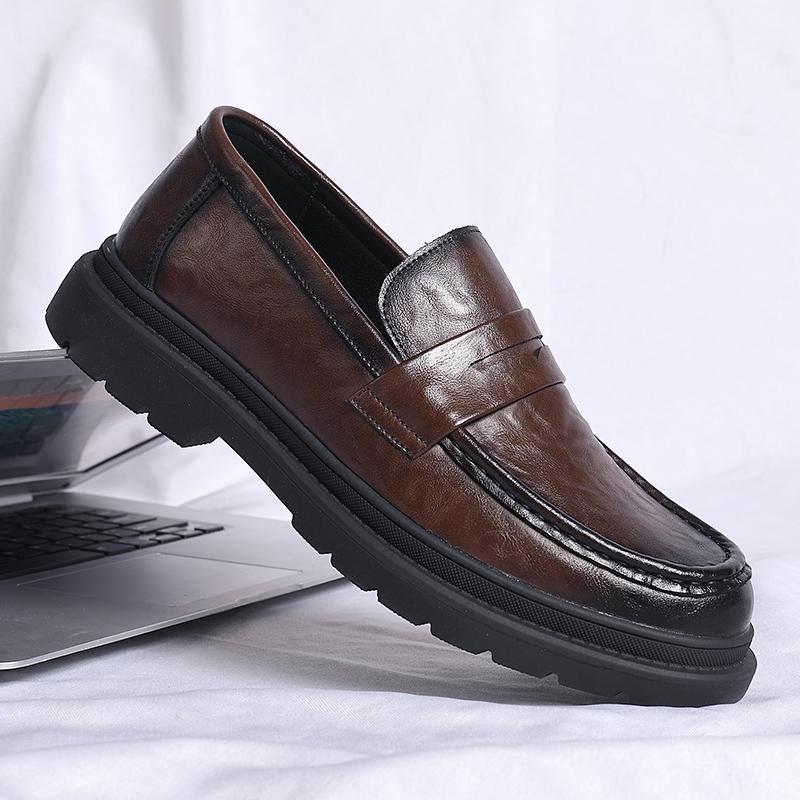Fashion Black Shoes Men Slip On Loafers Breathable Soft Moccasins Man High Quality Casual Leather Boat Shoes Men Flats Male Shoes Men