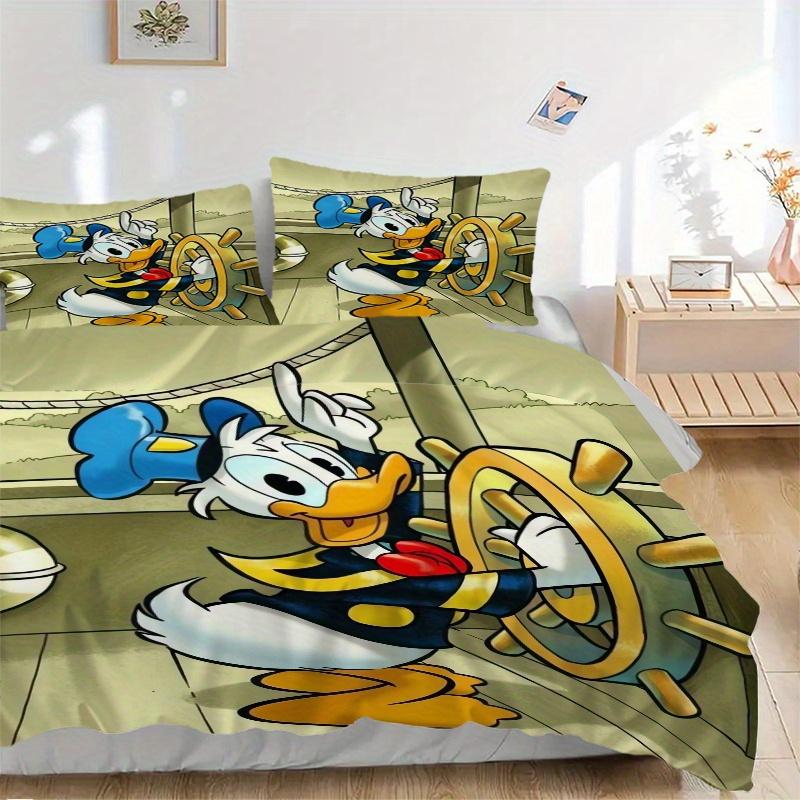 

3pcs Captain Donald Duck Quilt Cover Set (1 Quilt Cover + 2 Pillowcases Without Pillow Core), High-Definition Printing for Home and Dormitory.S00 135x200cm