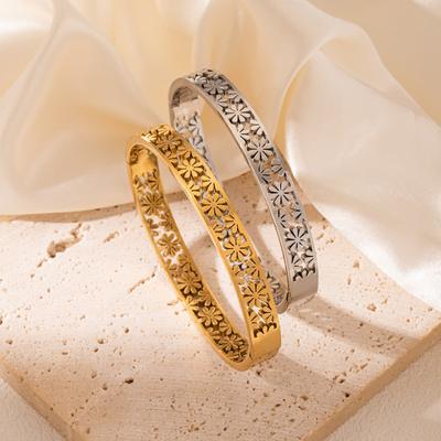 Fashionable And Exquisite Daisy Bracelets Suitable For Women To Wear And Wear For Summer Travel