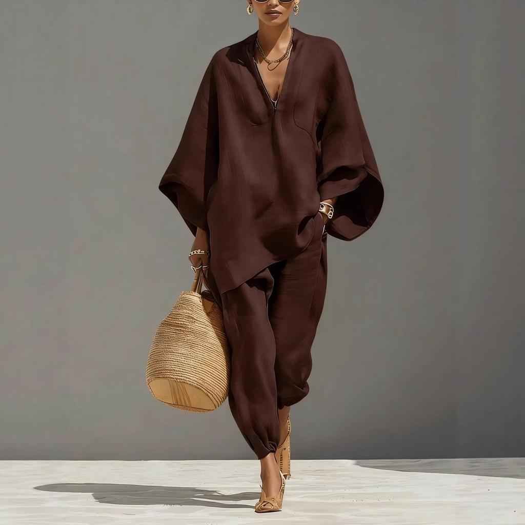 Completo con Top Beige Scollo a V Manica Lunga e Pantaloni a Gamba Larga