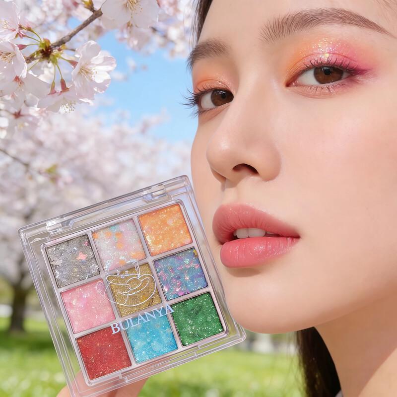 MERKLENINS Sparkling Stage Glitter Eyeshadow Palette