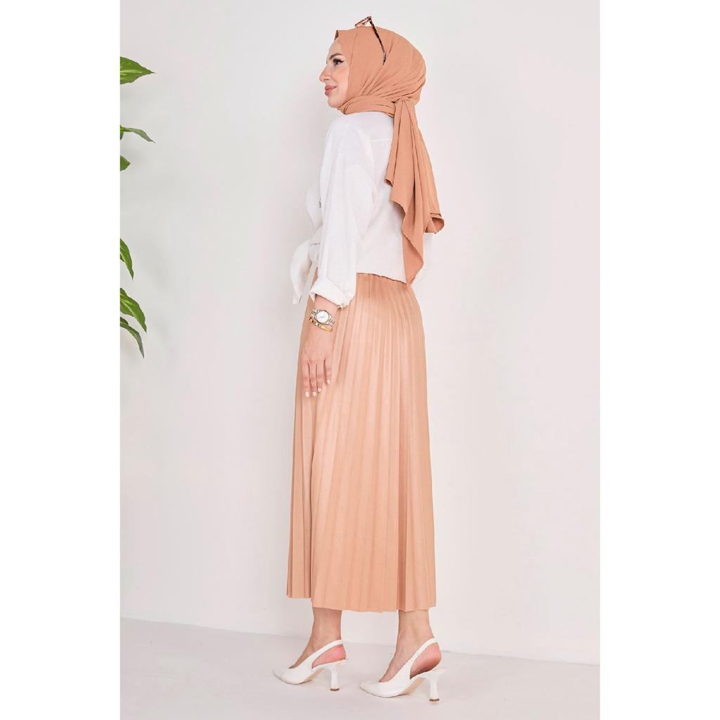 Fusta neagră plisată pentru femei, medie, simplă - 23036