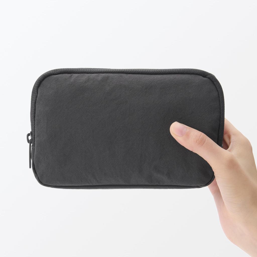 Wrinkle Nylon Pouch with Wide Opening Dark Size L 18 x x 7 84473937 - Gray, (Approx. 11.5 cm)