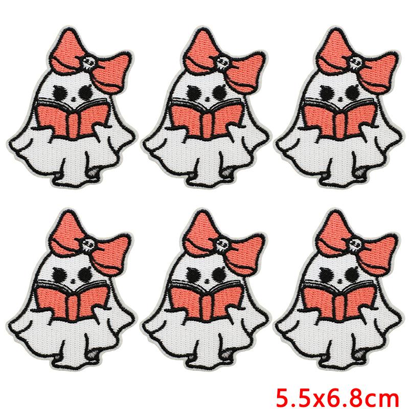 10pcs /Lots Cartoon /Halloween Series Horrible Pumpkin Head Iron On Embroidered Patches Diy Ghost Basketball Iron On Patches 