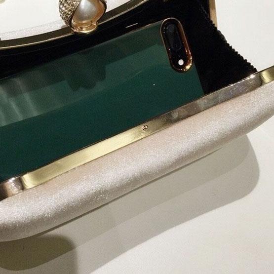 Women's Bag Solid Color Elegant Dinner Hand Bag Vintage Versatile Party Chain Single Shoulder Bag