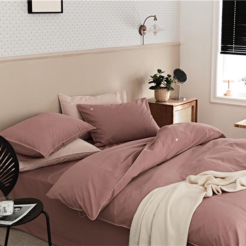 100% Cotton Long-Staple Flannel Bedding Set - 4-Piece Autumn/Winter Edition with Embroidered Thick Bed Sheet & Duvet Cover.