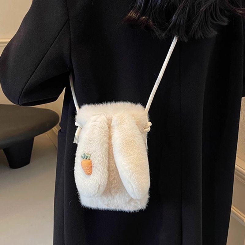 Módní plyšová crossbody taška 2024 - Roztomilý design králíčka, ideální na podzim/zimu