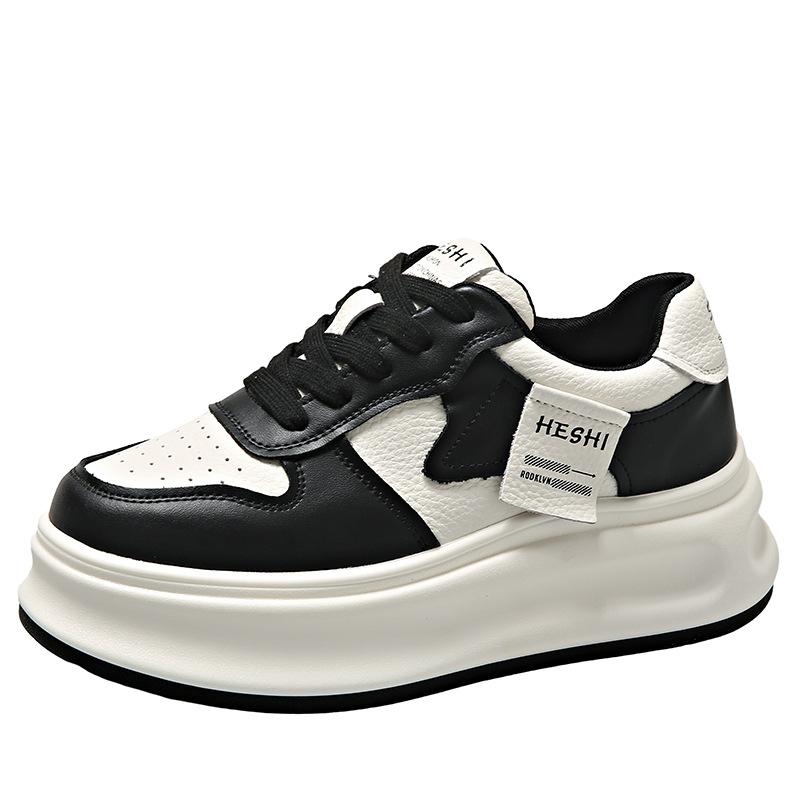 Small Thick-soled Soft Leather Board Shoes for Women's 2025 Spring New Height-increasing Casual Versatile Muffin-soled White Shoes 2388