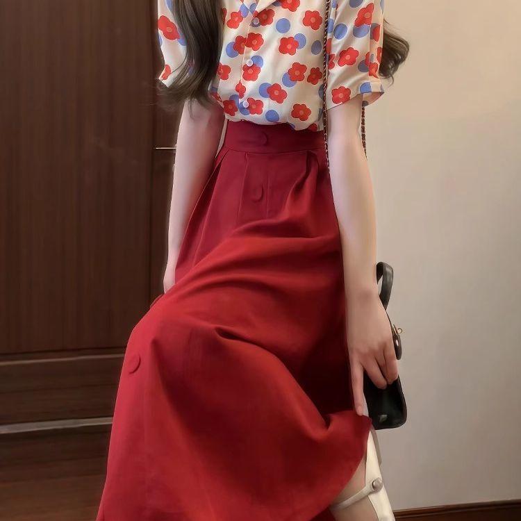 Plus-Size Retro Red Floral Print Shirt and High-Waisted Skirt Set