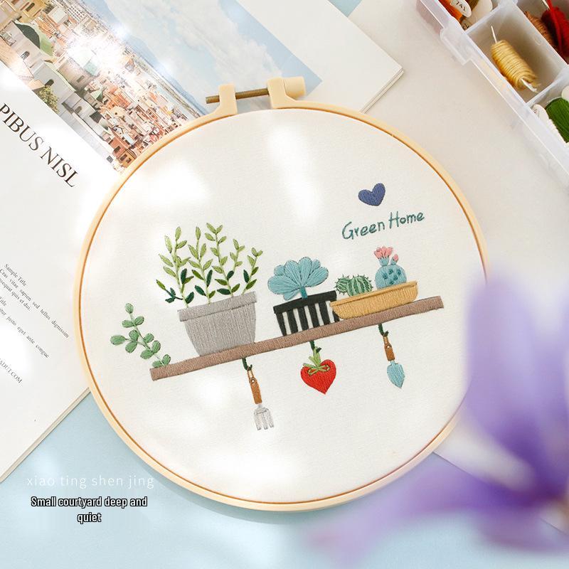 Nordic DIY Embroidery Kit: Beginner's Fresh Floral Fabric Art Set