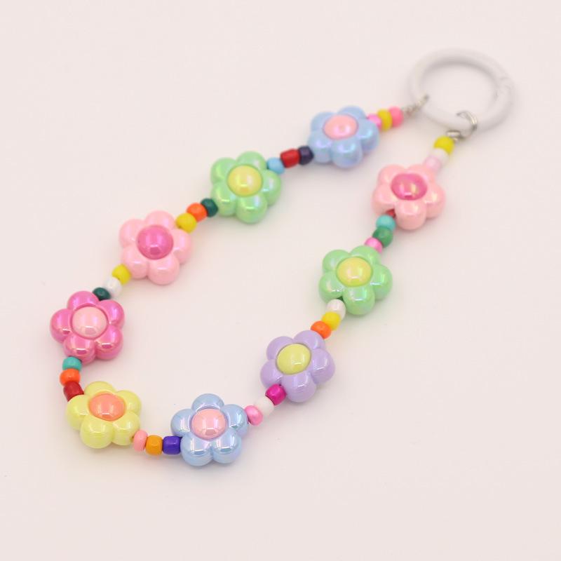 Versatile Beaded Keychain Pendant: Heart & Flower Lanyard Accessories