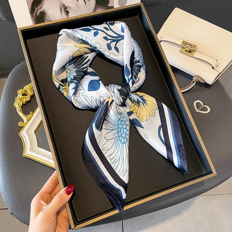  New Luxury Brand 70X70CM Shawls Floral Stripe Print Scarf Headcloth Small Fashion Silk Scarves Bandanna Foulard Hijab