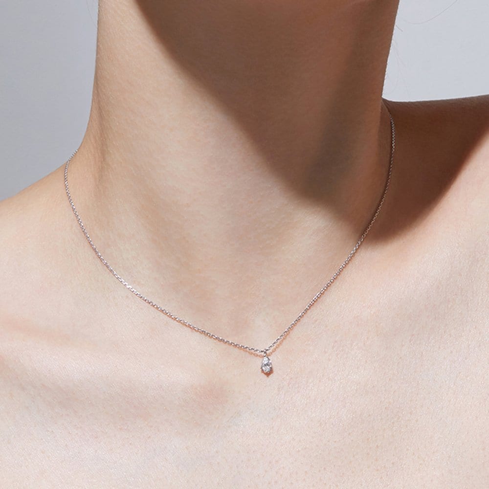 [Stonehenge]] Silver Necklace F0451