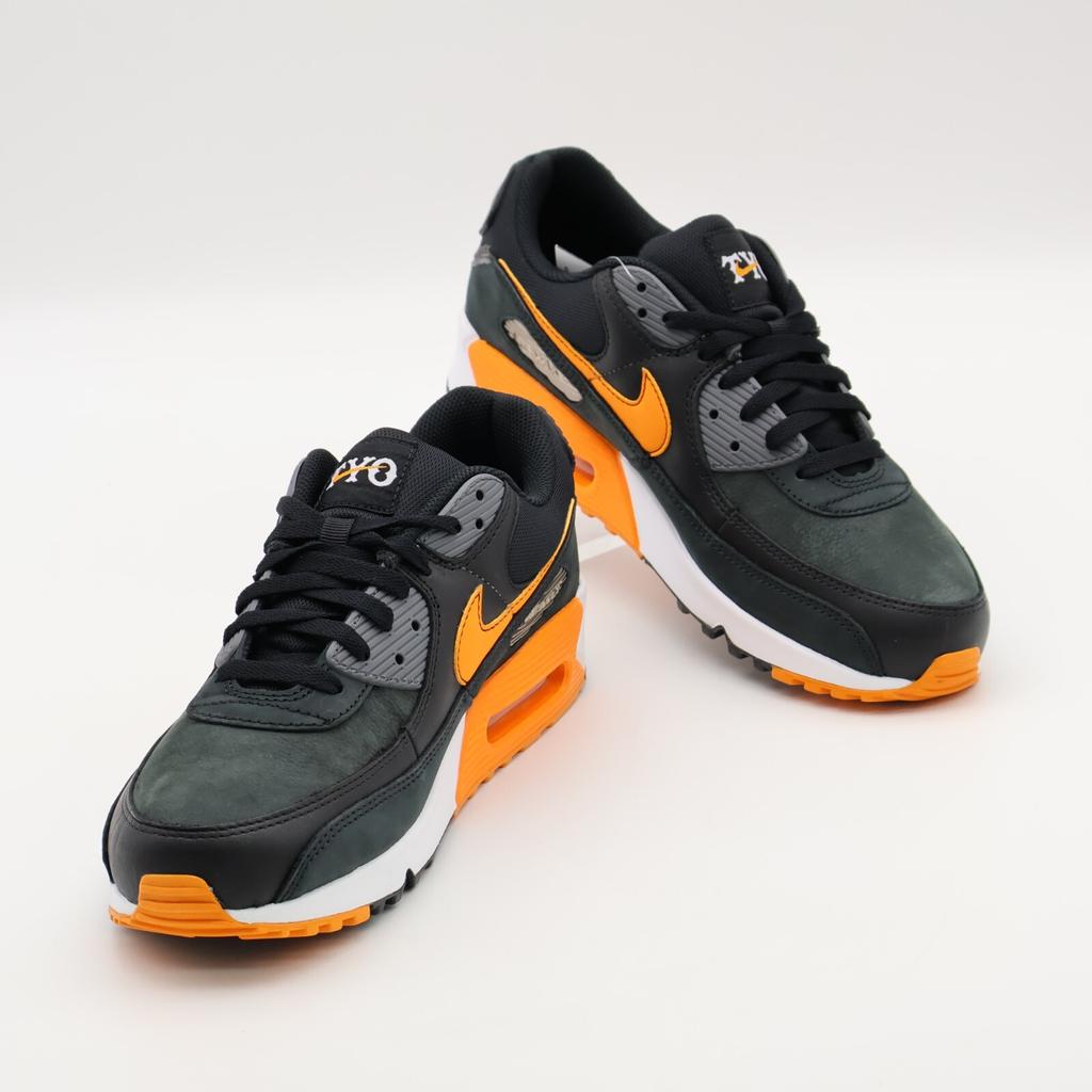 II2353-001 Nike Air Max 90 Tokyo Giants (Men's)