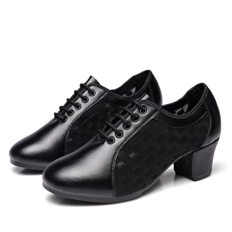Fashion Ladies Dance Shoes Corium Mesh Sneakers Women's Soft Sole Sailor Dance Square Dance Shoes Breathable Mesh Shoes