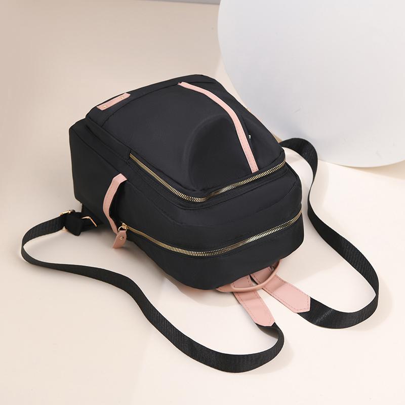 Women's backpack, large capacity, adjustable shoulder straps, zipper closure, casual university style, school backpack