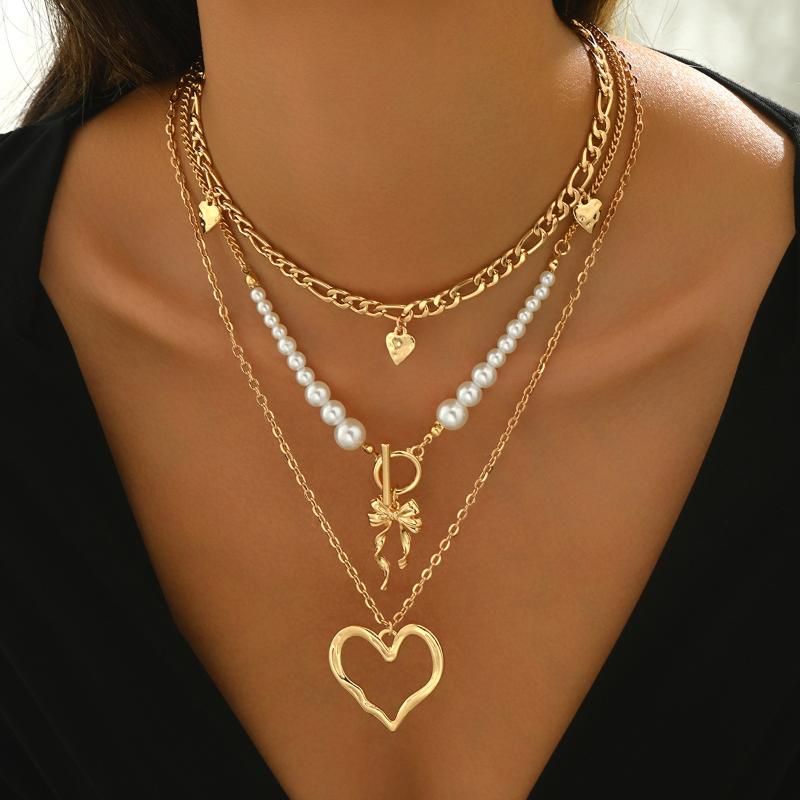 Vintage Layered Pearl Necklace For Women Gold Plated Multi Layer Chain Choker With Heart Lock Pendant For Party Daily Jewelry