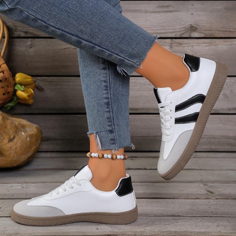 Women's Wide Width Color Block Sneakers - Round Toe Lace-Up Low Top Casual Shoes, Lightweight Flat Sole Walking Shoes for Women