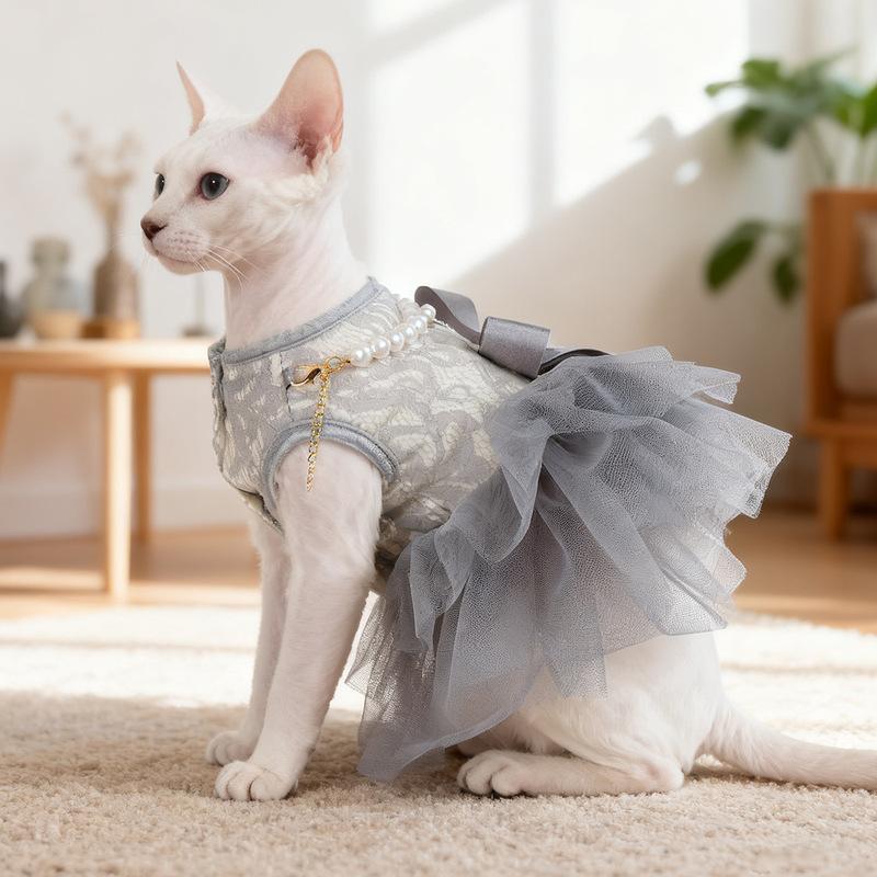 New Autumn/ Winter Cat Princess Dress Coat Pearl Necklace Gray Swan Dog Dress Pet Puppy Cat Clothes