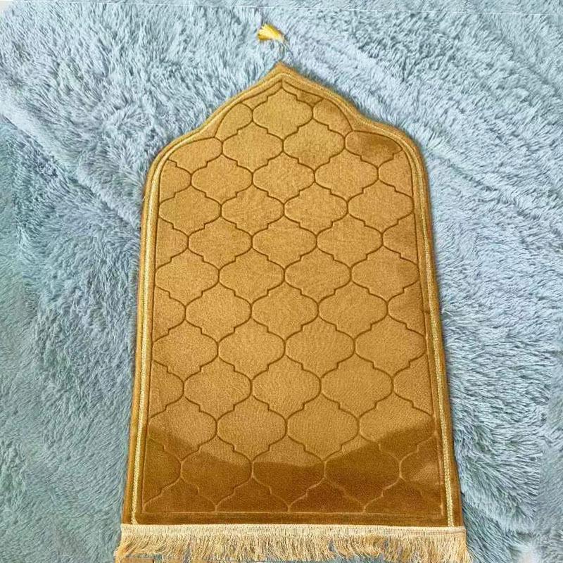 Premium Frilled Prayer Rug - Thick Flannel Cushion with Irregular Pattern