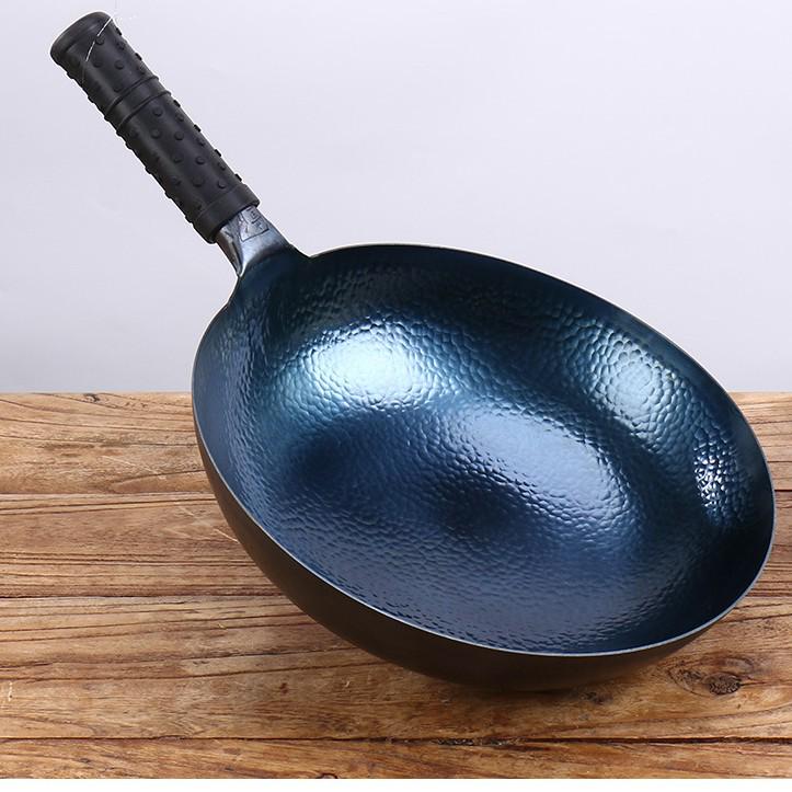 Zhangqiu Iron Handle Fish Scale Wok: Durable, Non-Stick, Handmade Frying and Stir-Fry Pan for Household Use.