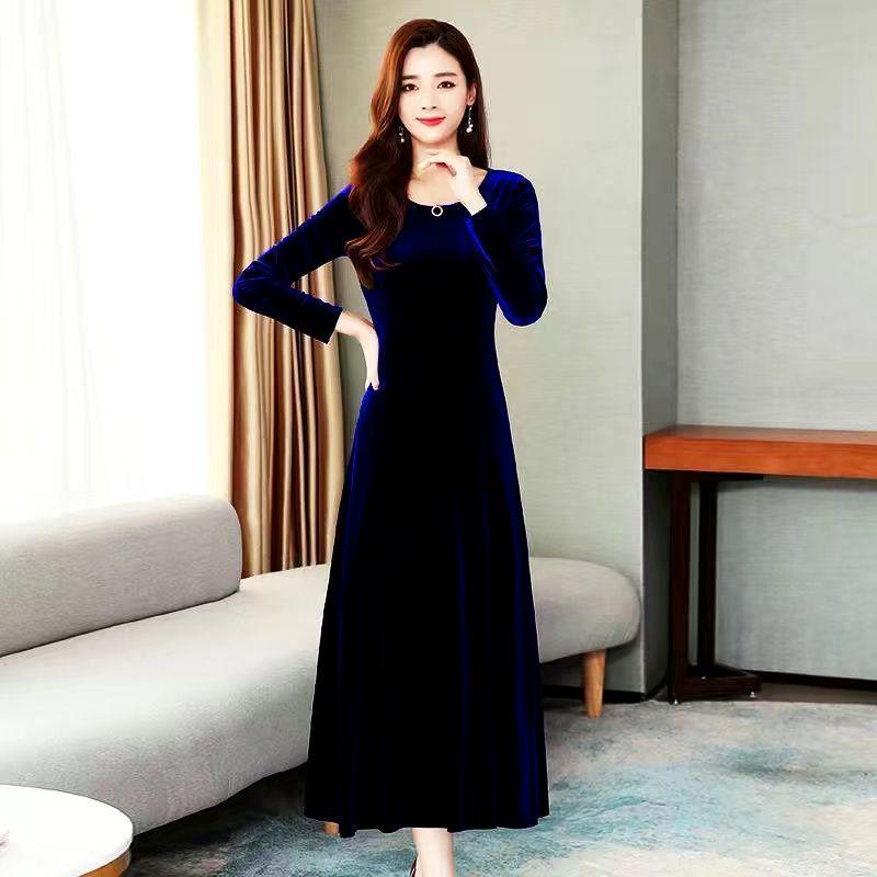 """Xiaoxiang-stil Koreansk fløyel Stor størrelse Slankende høst-vinterkjole for kvinner"""