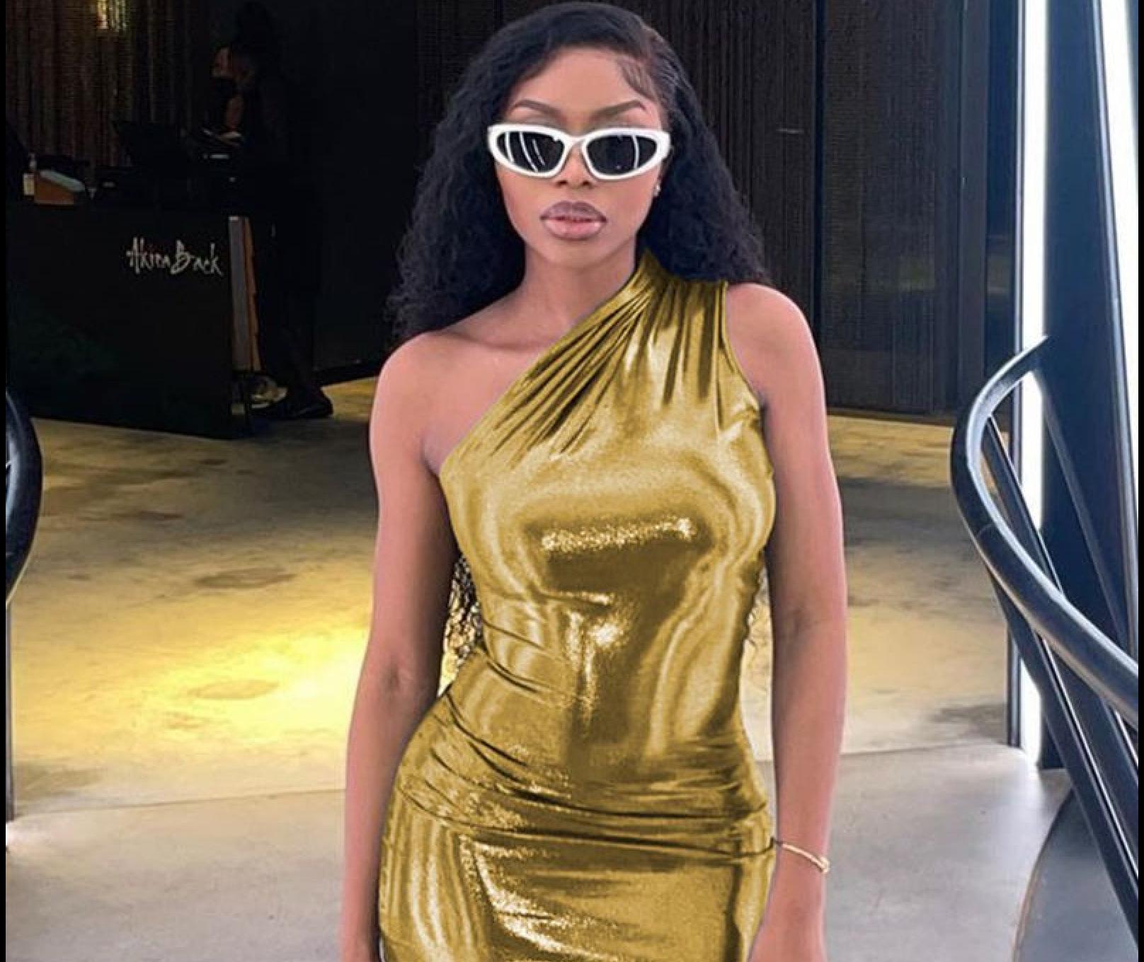 

Женский летний комбинезон с косыми плечами яркого цвета, облегающий, с подъемом бедер L золотой