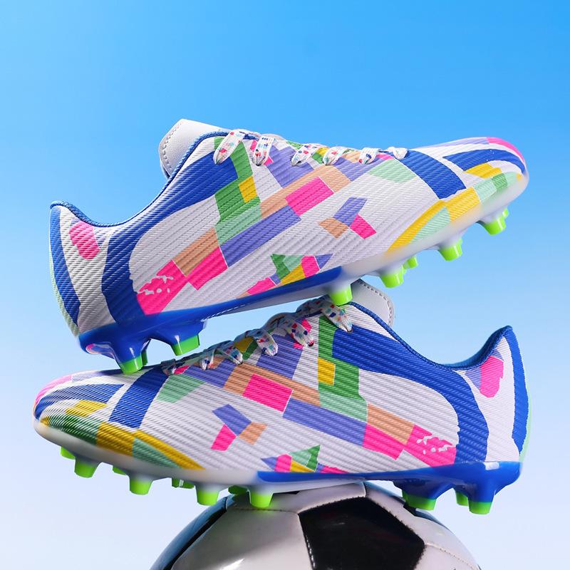 Student Broken Nail Sports Shoes Men and Women Youth Game Grass Football Shoes Long Nails Low Top New Training