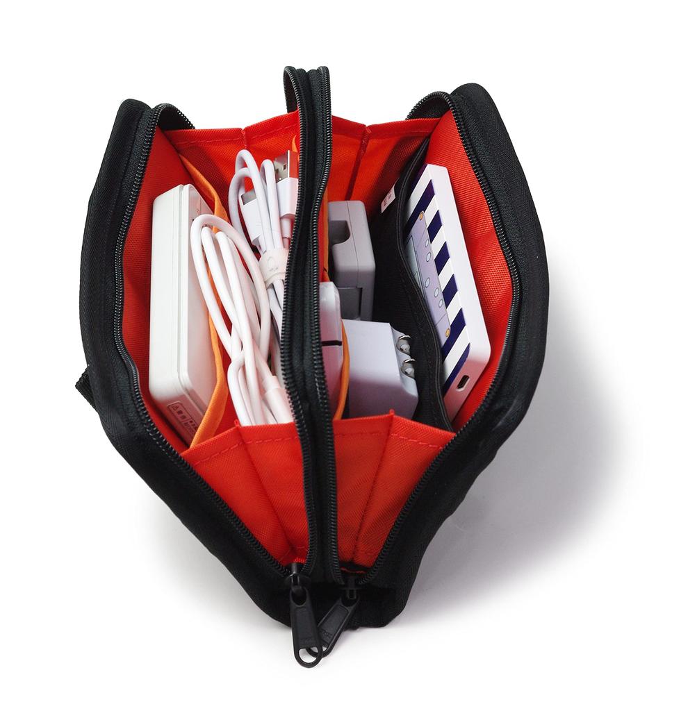 Twin room pencil case [Nomadic]