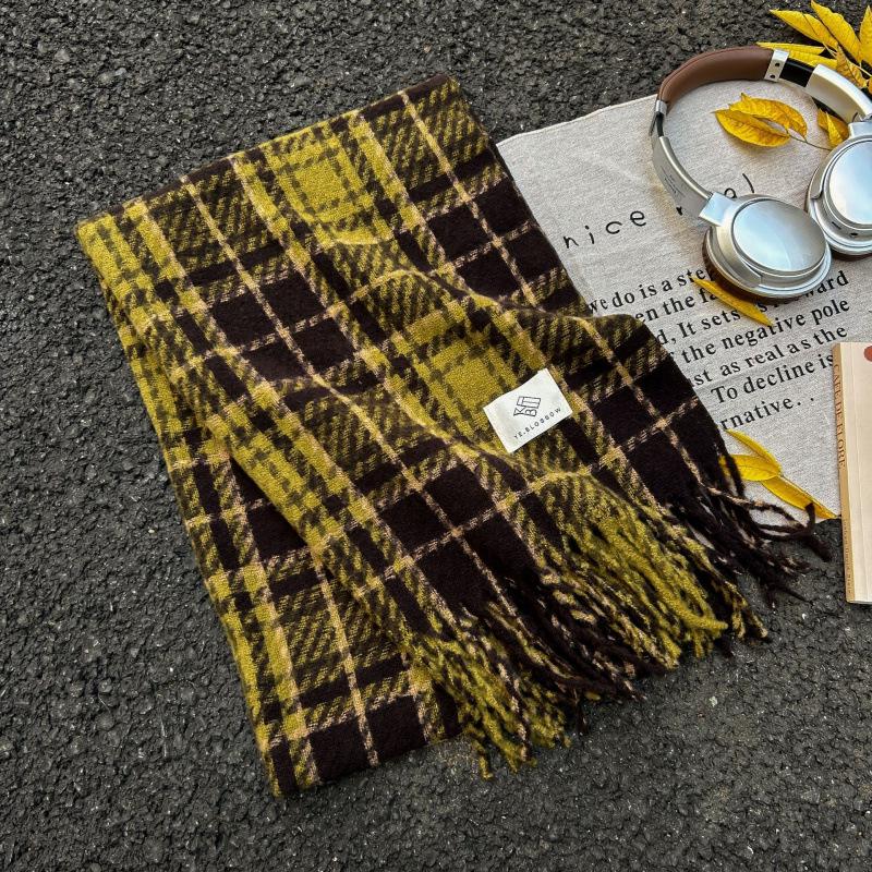 High-End Plaid Shawl for Women - 2025 Autumn/Winter Korean Style Thickened Imitation Cashmere Scarf