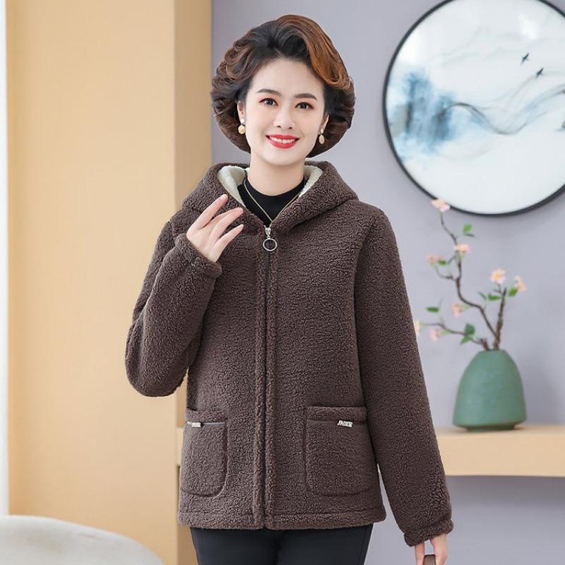 

Зимнее новое бархатное утолщенное пальто из овечьей шерсти женское короткое средней длины для пожилых с капюшоном теплое 5XL [Recommended 150-80 kg]