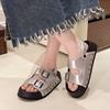 Mode Damen Plateau-Sandalen Luxus Leder-Sandalen Sommer Neue Römische Sandalen für Damen Lässige Strand-Sandalen Nieten Flache Halbschuhe