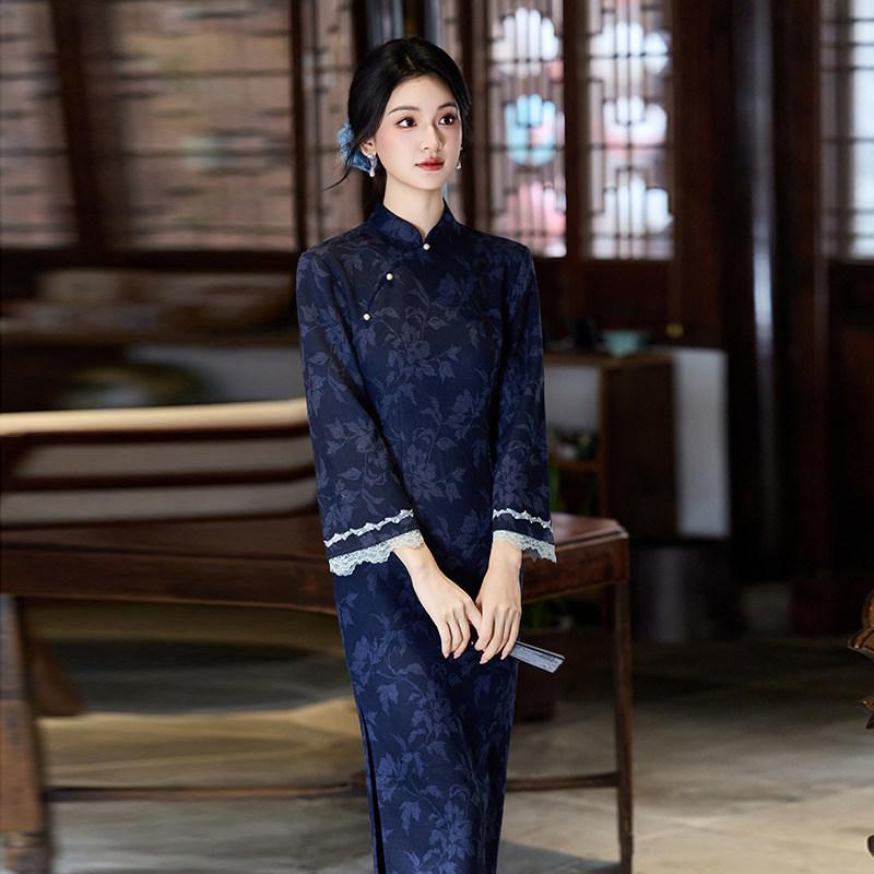 Blue national style new Chinese style improved Suzhou long-sleeved autumn cheongsam 1011 new young women's spring and autumn clothing