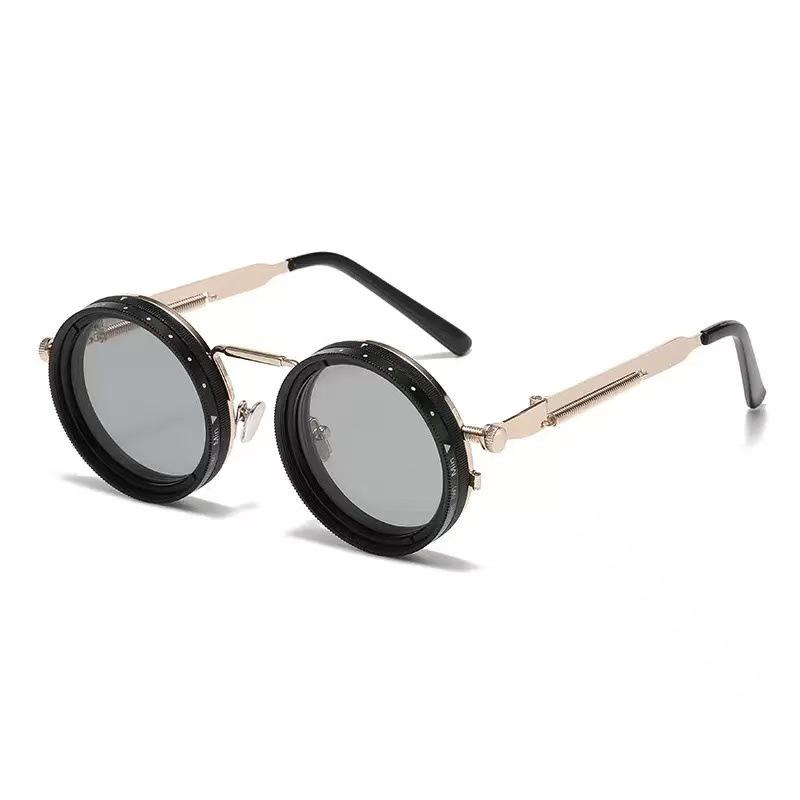 Adjustable Photochromic Polarized Sunglasses for Outdoor Travel