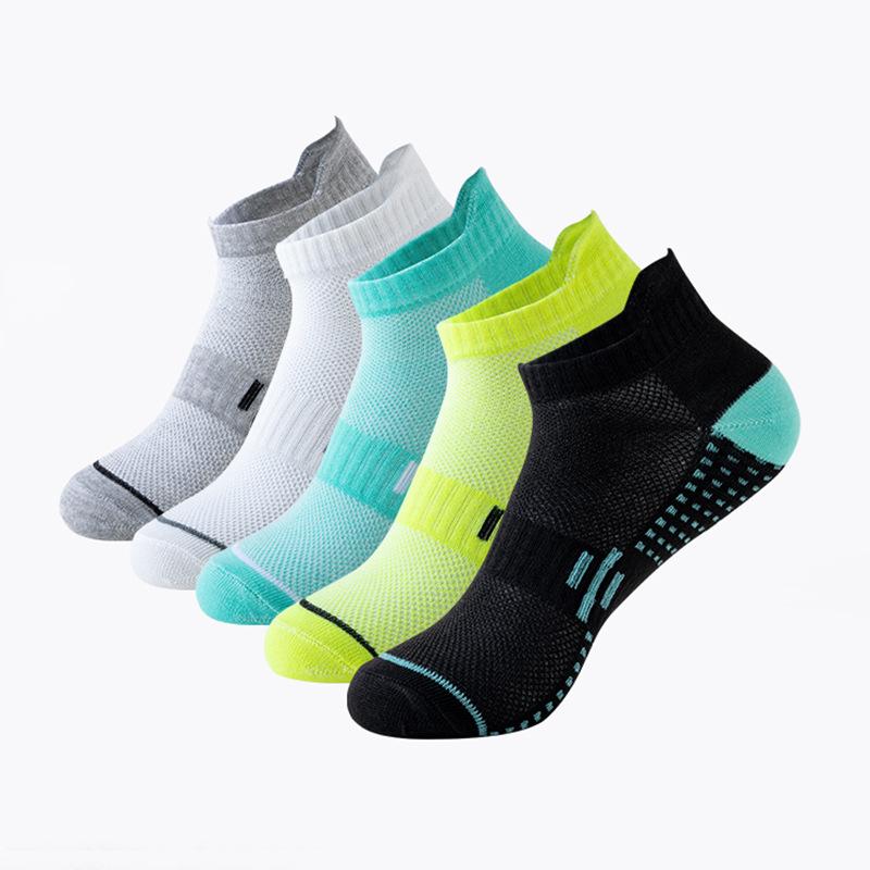 Men's Breathable Mesh Summer Socks - Casual Sports Style in Black, White, and Gray.