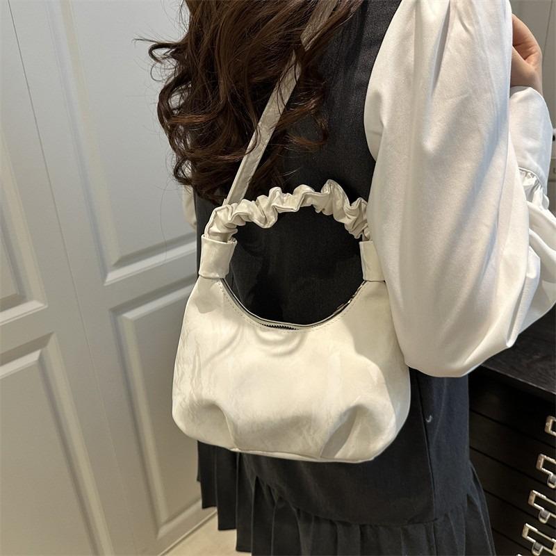 New Fashion Temperament Simple Messenger Bag Casual Large Capacity Handbag Chain Pleated Shoulder Bag
