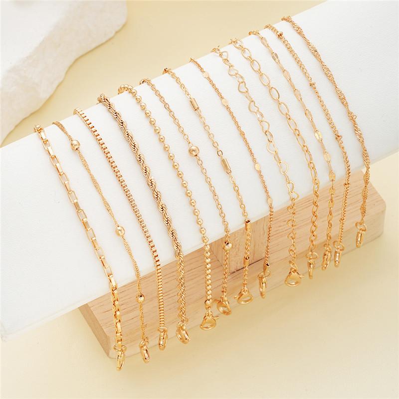 13 szt./zestaw Nowy zestaw metalowych bransoletek dla kobiet Boho Retro Grube skręcane kubańskie bransoletki łańcuchowe Impreza Wszechstronna świąteczna modna biżuteria