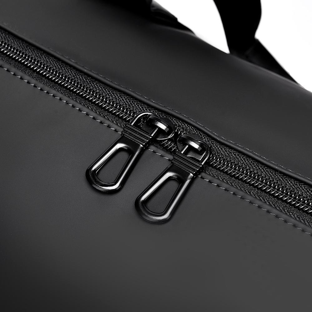 New fitness bag with large capacity dry wet separation for men, single shoulder crossbody bag, sports travel bag