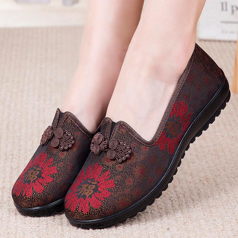 Old Beijing Cloth Shoes Women In the Elderly Mother Shoes 70 Years Old Grandma Shoes 80 Years Old Elderly Shoes Flat Breathable Women's Single Shoes