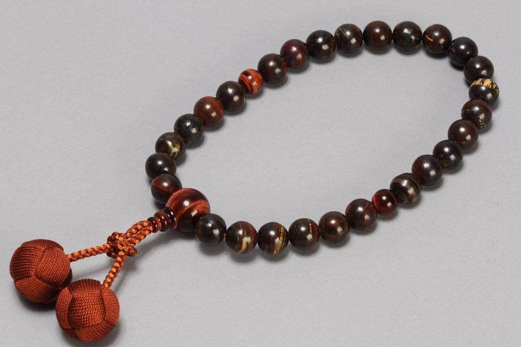 Prayer beads in iron tiger eye red tiger eye comes with a prayer bead domestically made handmade prayer beads that can be used by all sects prayer