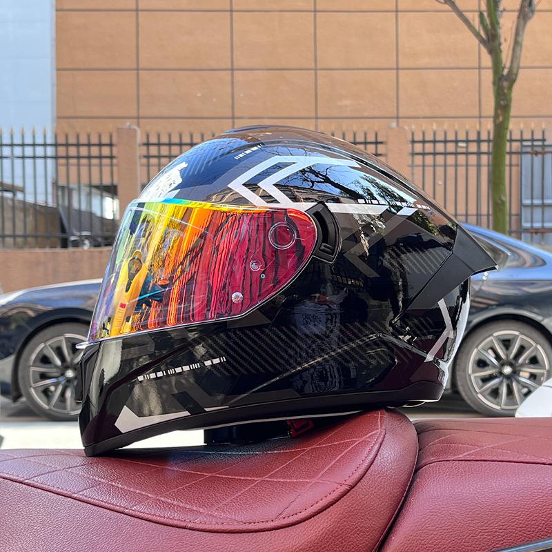 Full Face Motorcycle Helmet with Dual Lens Stylish Fast Release Racing Helmet Moto DOT Approved