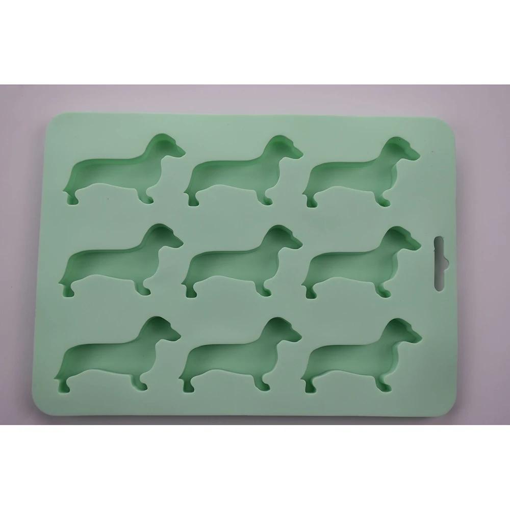 Dachshund Dog Shaped Silicone Ice Cube Mold and Tray for Drink Ice Maker Candy Chocolate Biscuit Fondant Cupcake Cake Decoration
