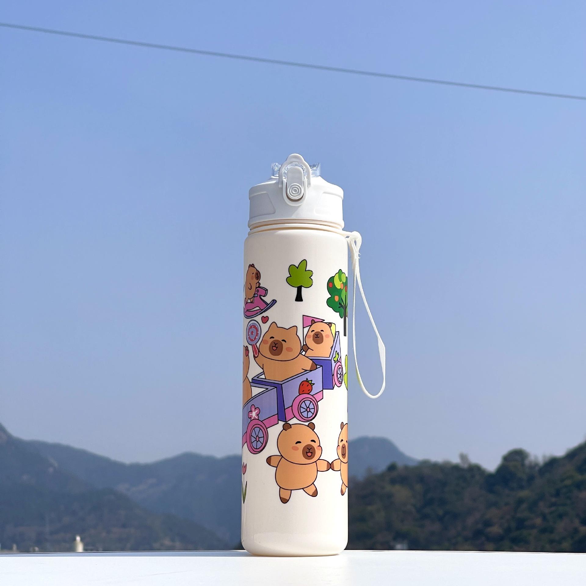 Capybara Cartoon Pattern Large Capacity Water Bottle with Portable Lanyard 800ml