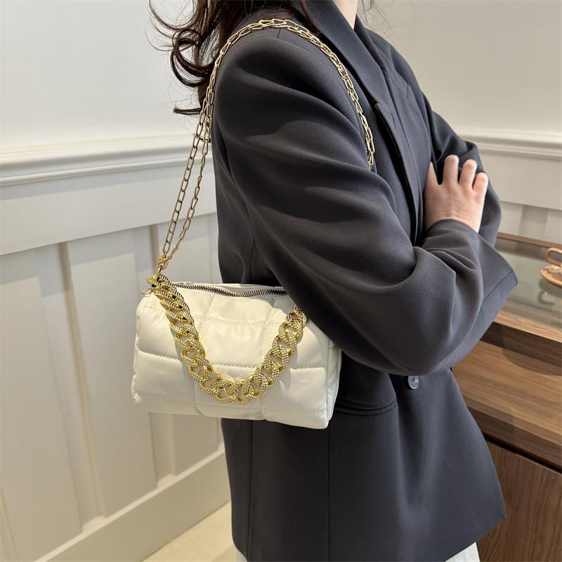 Fashionable Spring New Small Square Bag Chic Womens Handbag Versatile Pu Design