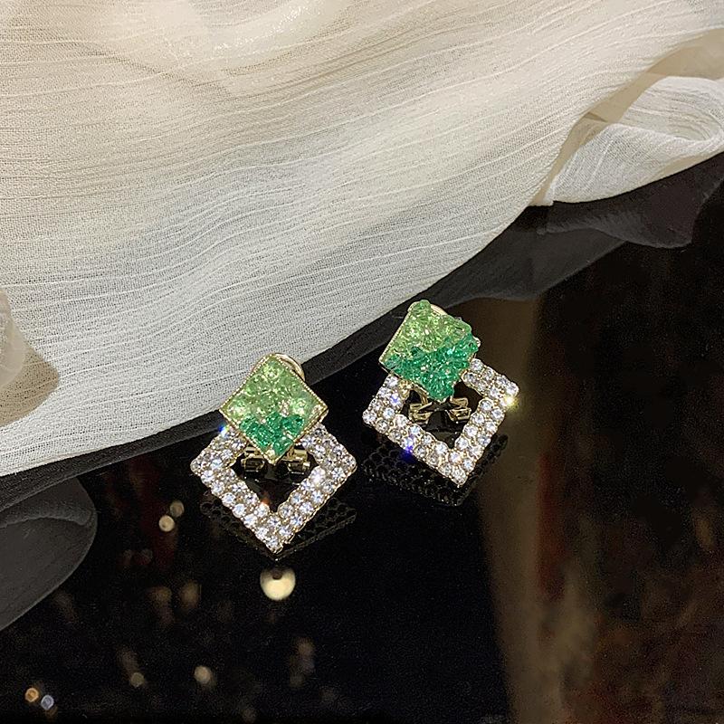 111 silver needle rhombus super flash green crystal earrings temperament new trendy geometric stud earrings design sense versatile earrings 925 silver needle