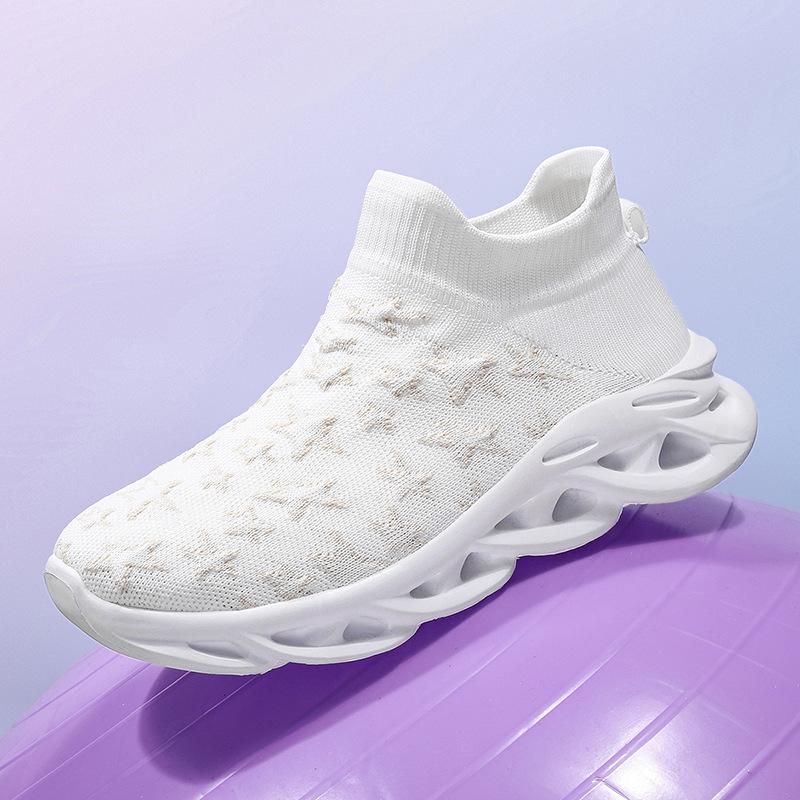 

Men s large size fly-woven mesh socks, shoes over feet, outdoor casual shoes, platform single shoes, trendy women s sports shoes 36