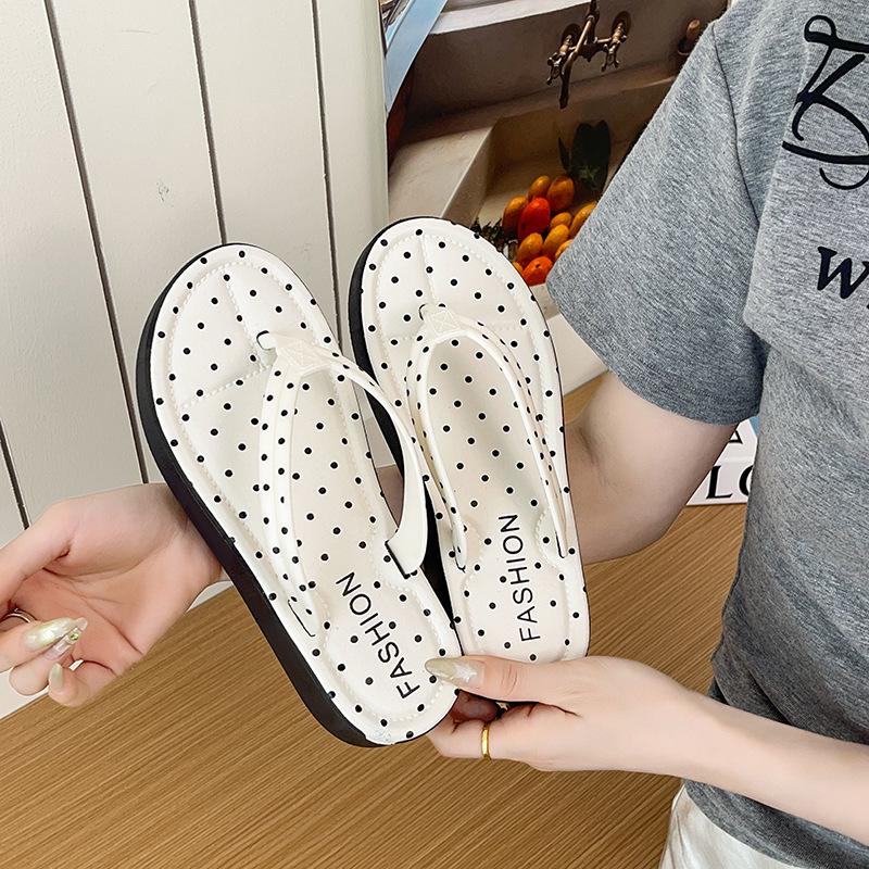 Polka Dot Thick-Soled Women's Outdoor Non-Slip Beach Sandals (2026 Summer Collection)